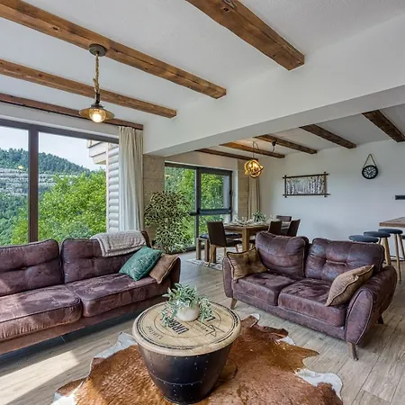 Villa Fuzine 빌라